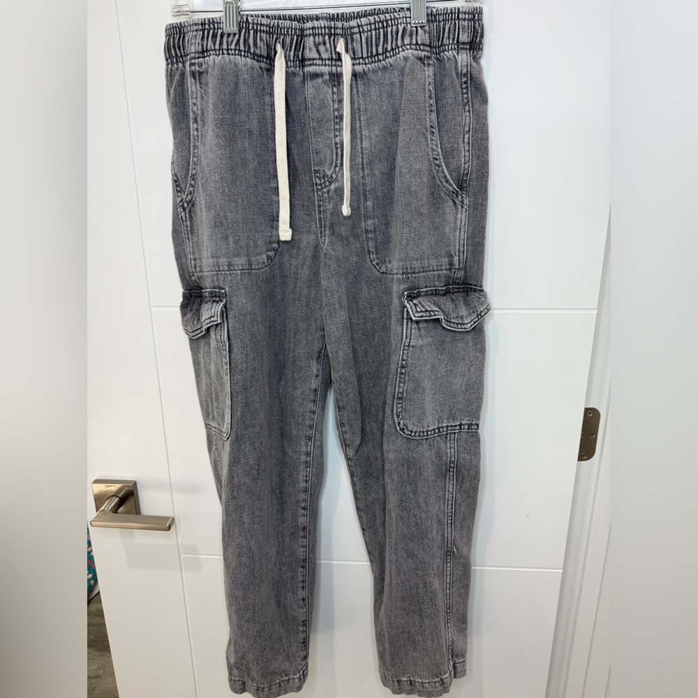 GAP Gray Washed Cargo Jogger Jeans
